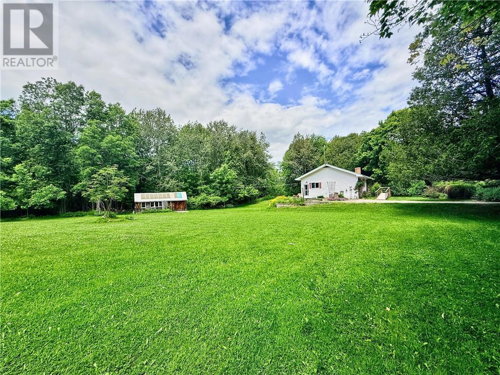 












1317 Lakeshore Road

,
Kagawong, Manitoulin Island,




Ontario
P0P1J0

