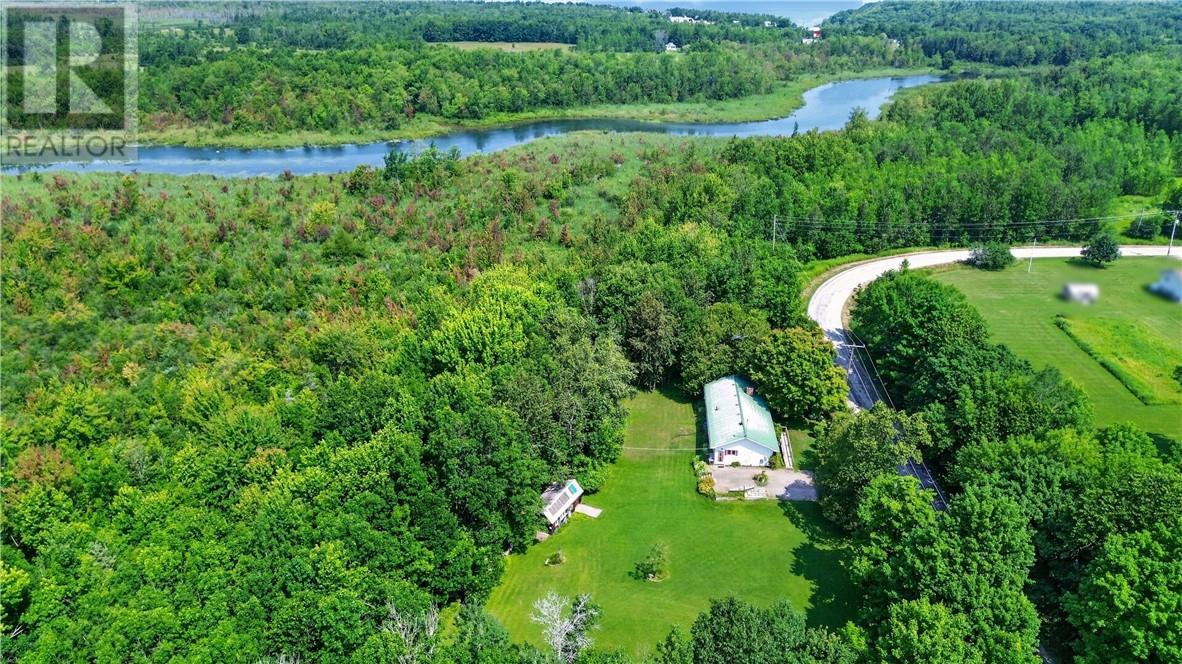 












1317 Lakeshore Road

,
Kagawong, Manitoulin Island,




Ontario
P0P1J0

