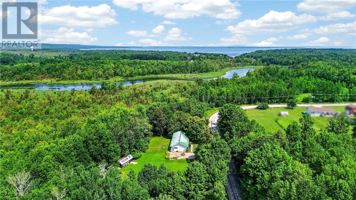 












1317 Lakeshore Road

,
Kagawong, Manitoulin Island,




Ontario
P0P1J0


