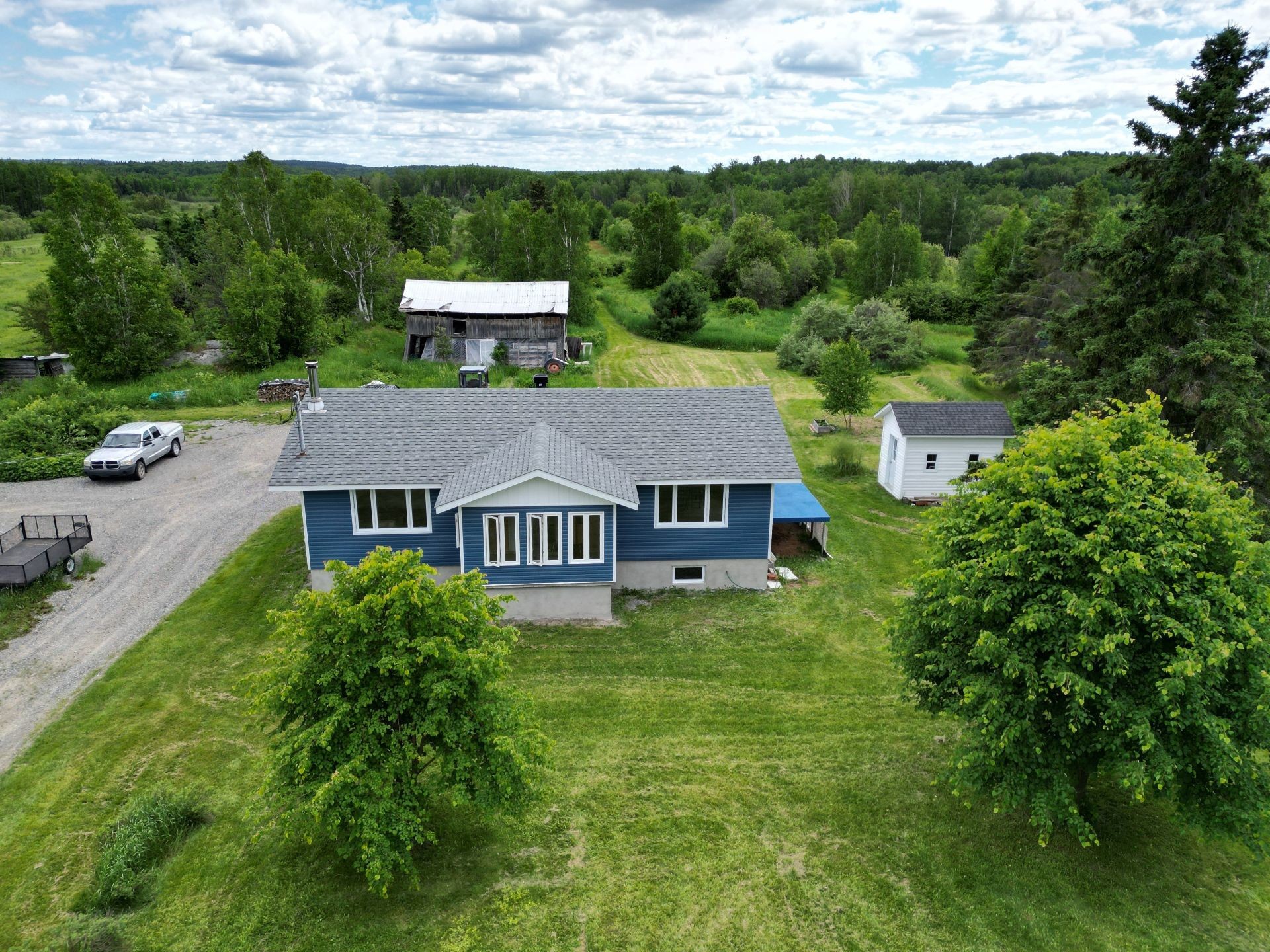 









896


13e-et-14e Rang

,
Laverlochère-Angliers,




QC
J0Z1A0

