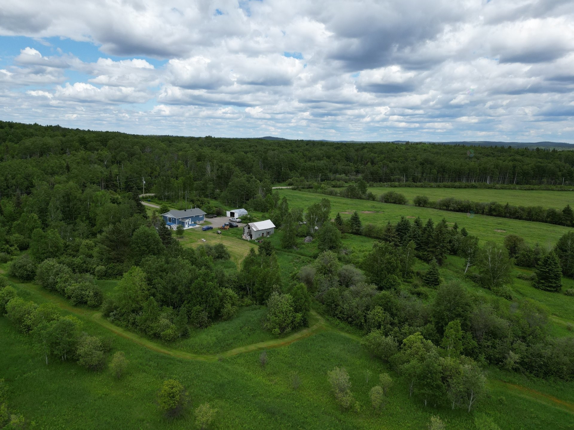 









896


13e-et-14e Rang

,
Laverlochère-Angliers,




QC
J0Z1A0

