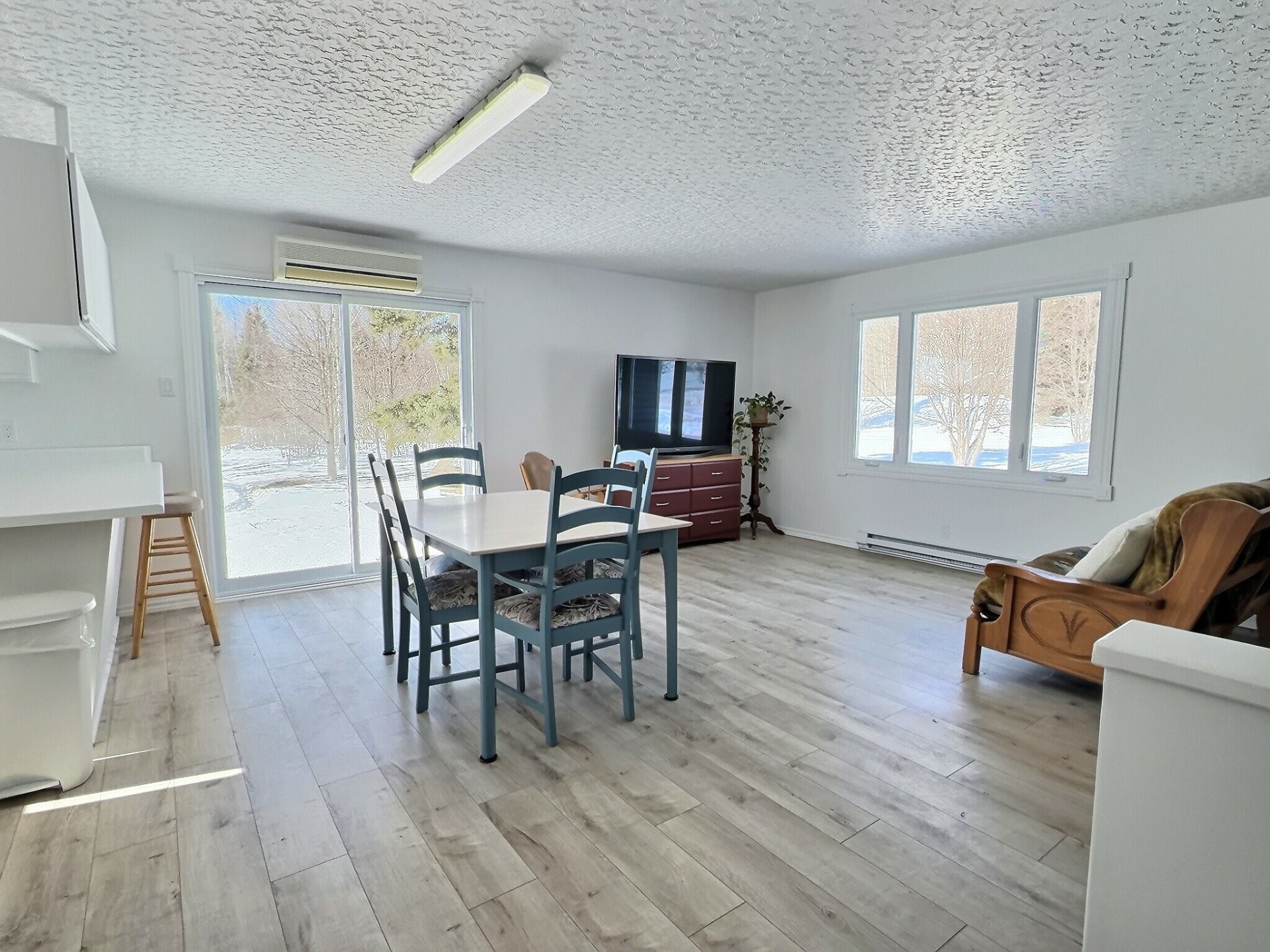 









896


13e-et-14e Rang

,
Laverlochère-Angliers,




QC
J0Z1A0


