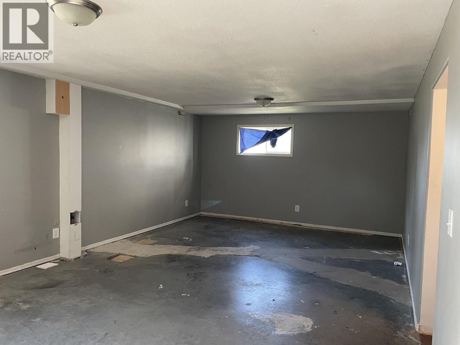 












5217 45 STREET

,
Fort Nelson,




British Columbia
V0C1R0

