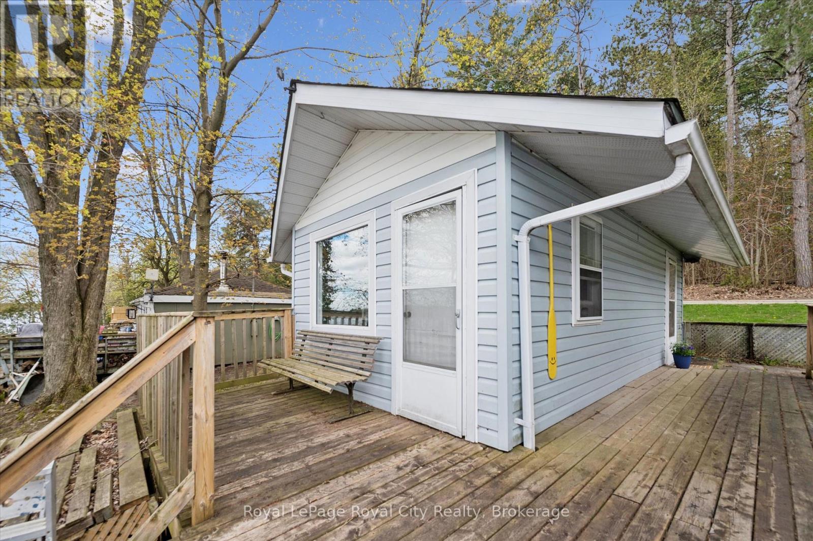 












335 THIRD STREET

,
Centre Wellington (Belwood),




Ontario
N0B1J0

