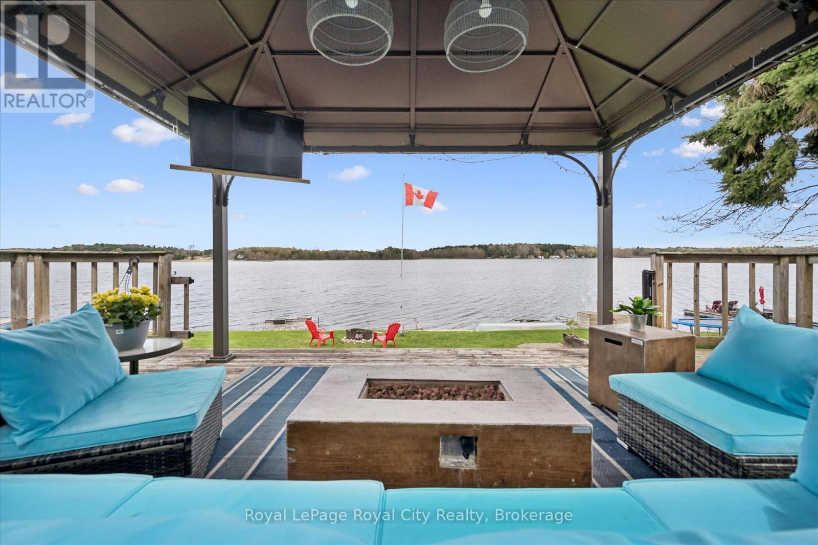 












335 THIRD STREET

,
Centre Wellington (Belwood),




Ontario
N0B1J0

