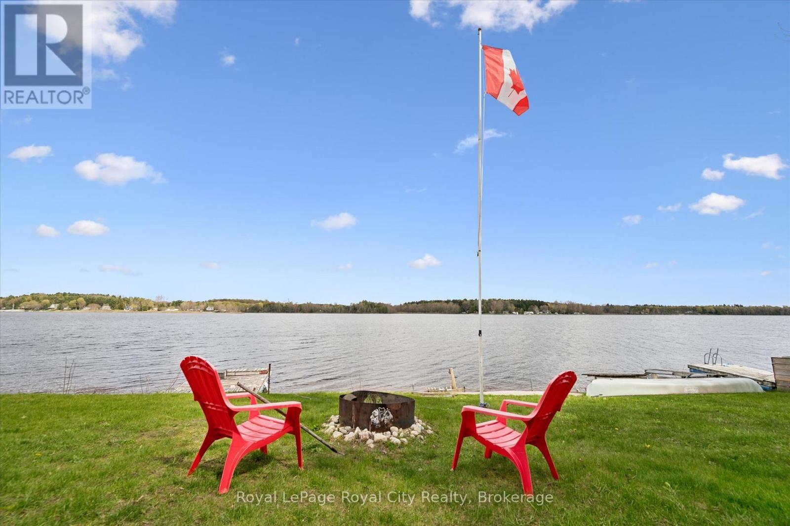 












335 THIRD STREET

,
Centre Wellington (Belwood),




Ontario
N0B1J0

