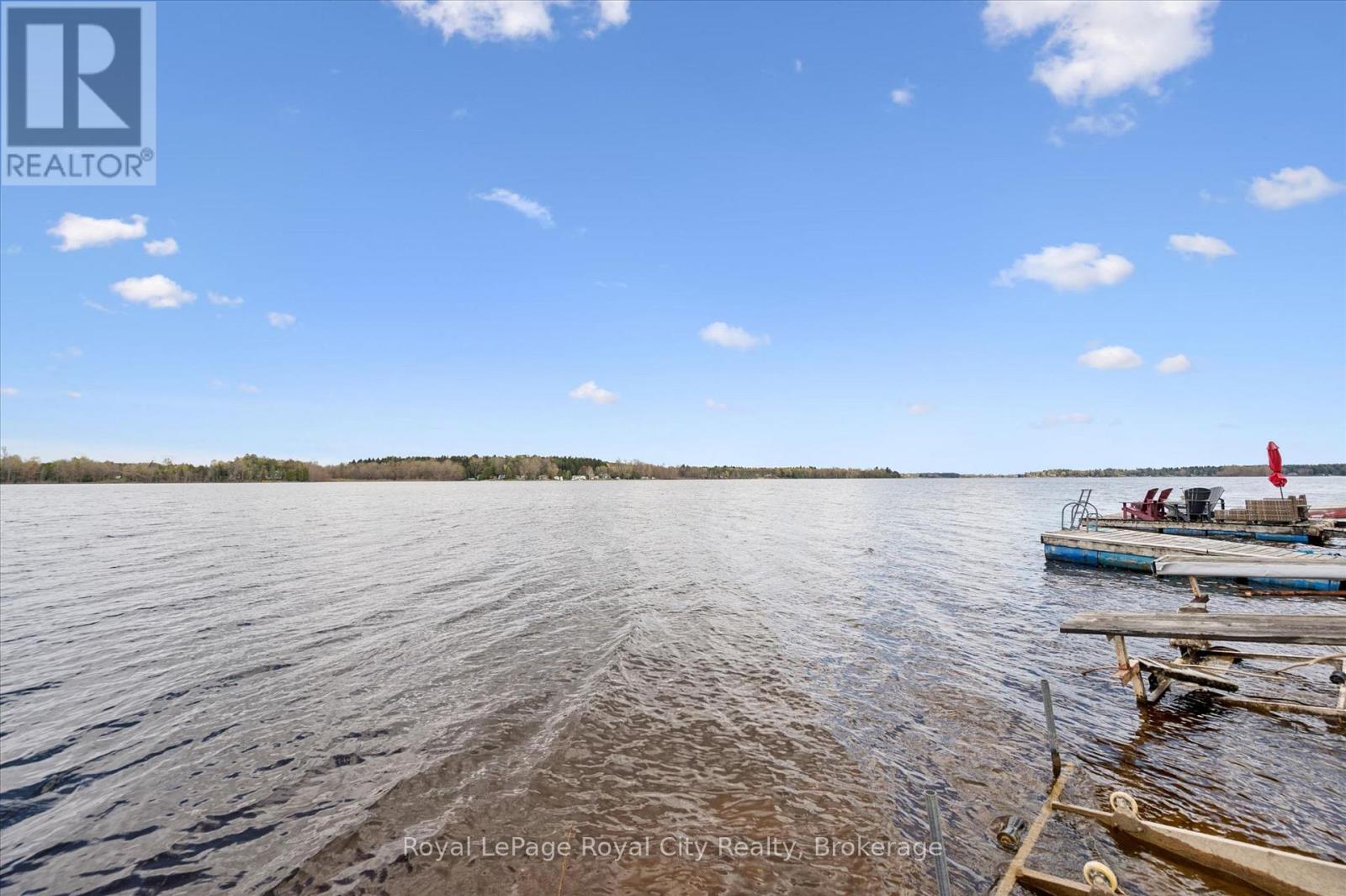 












335 THIRD STREET

,
Centre Wellington (Belwood),




Ontario
N0B1J0

