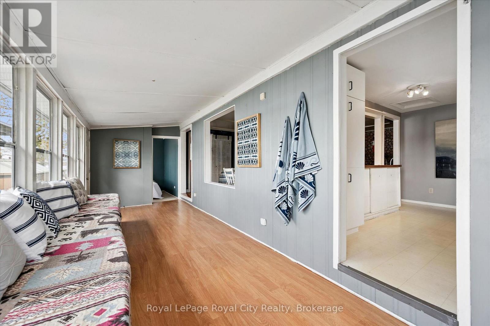 












335 THIRD STREET

,
Centre Wellington (Belwood),




Ontario
N0B1J0

