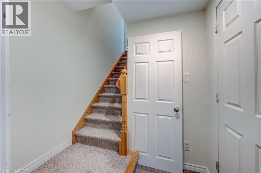 












112 MITCHELL Street

,
Ayr,




Ontario
N0B1E0

