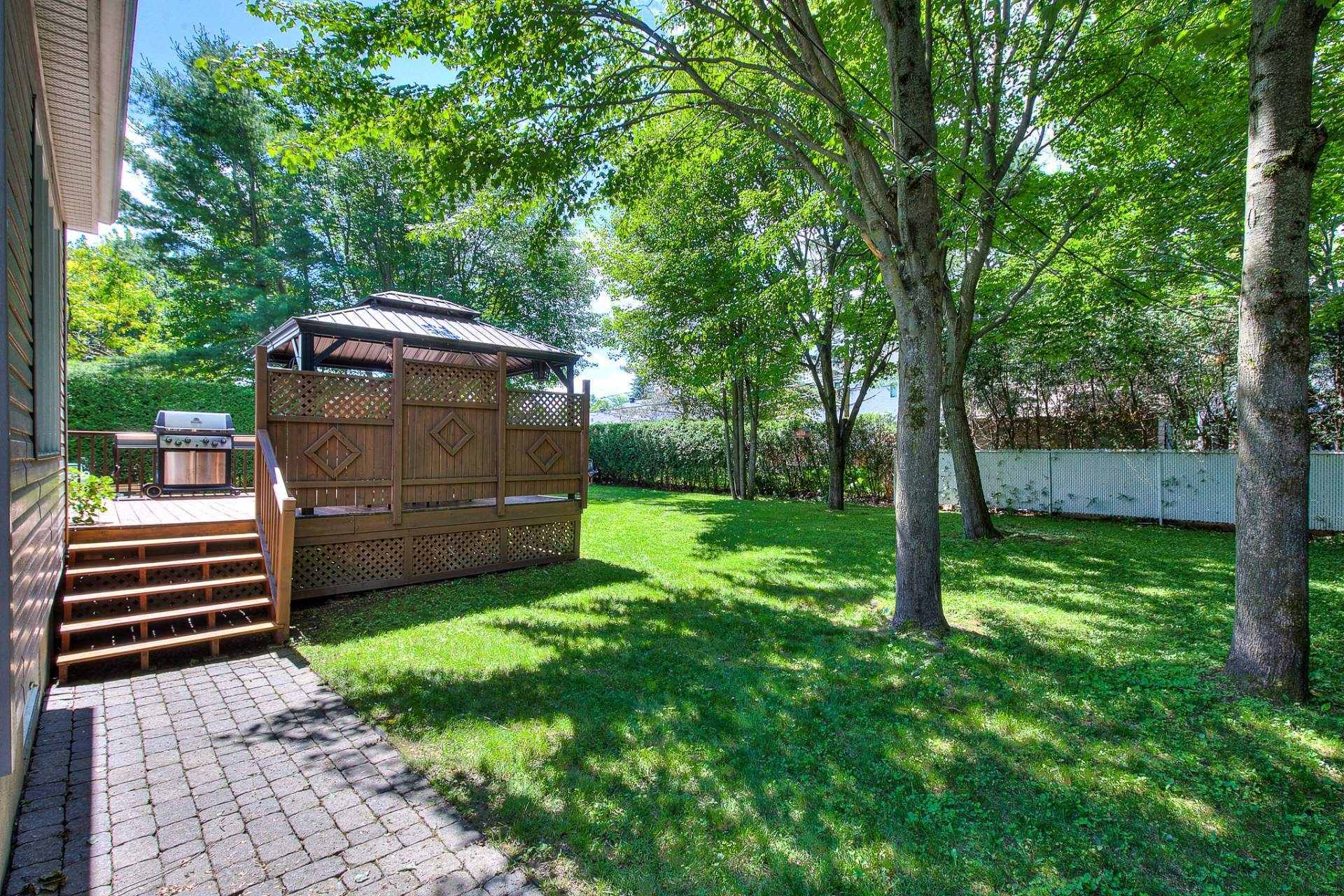 









7


Rue des Doublons

,
Blainville,




QC
J7C5X4

