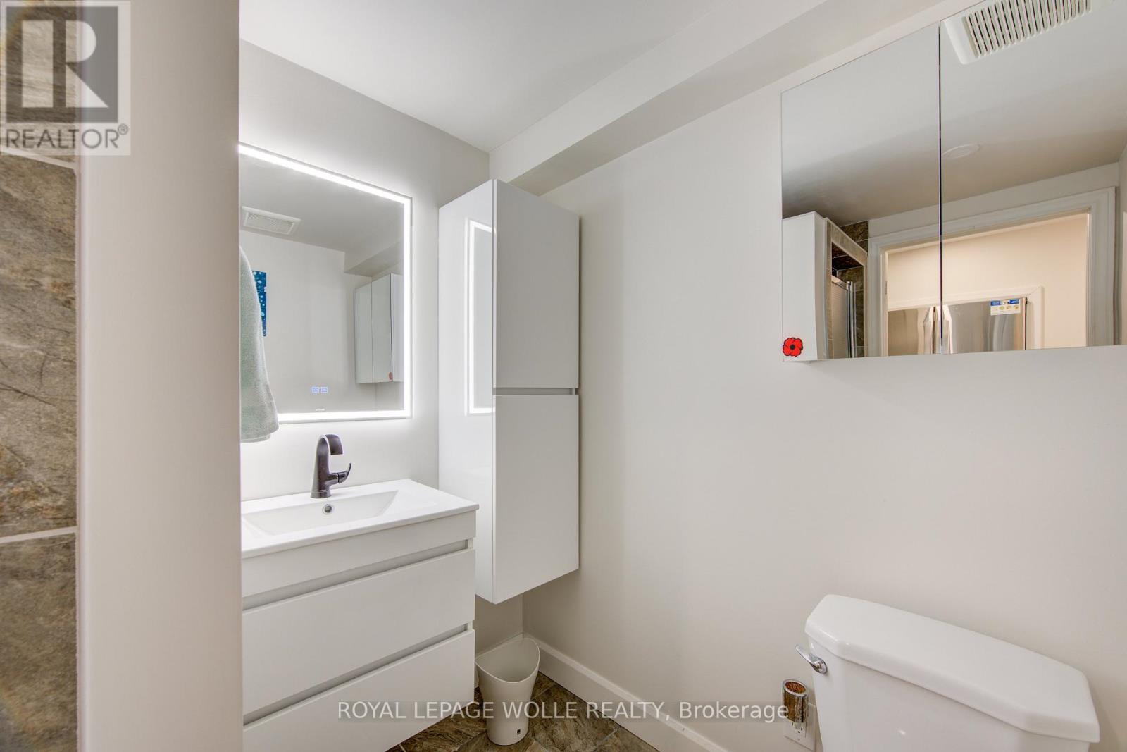 












112 MITCHELL STREET

,
North Dumfries,




Ontario
N0B1E0

