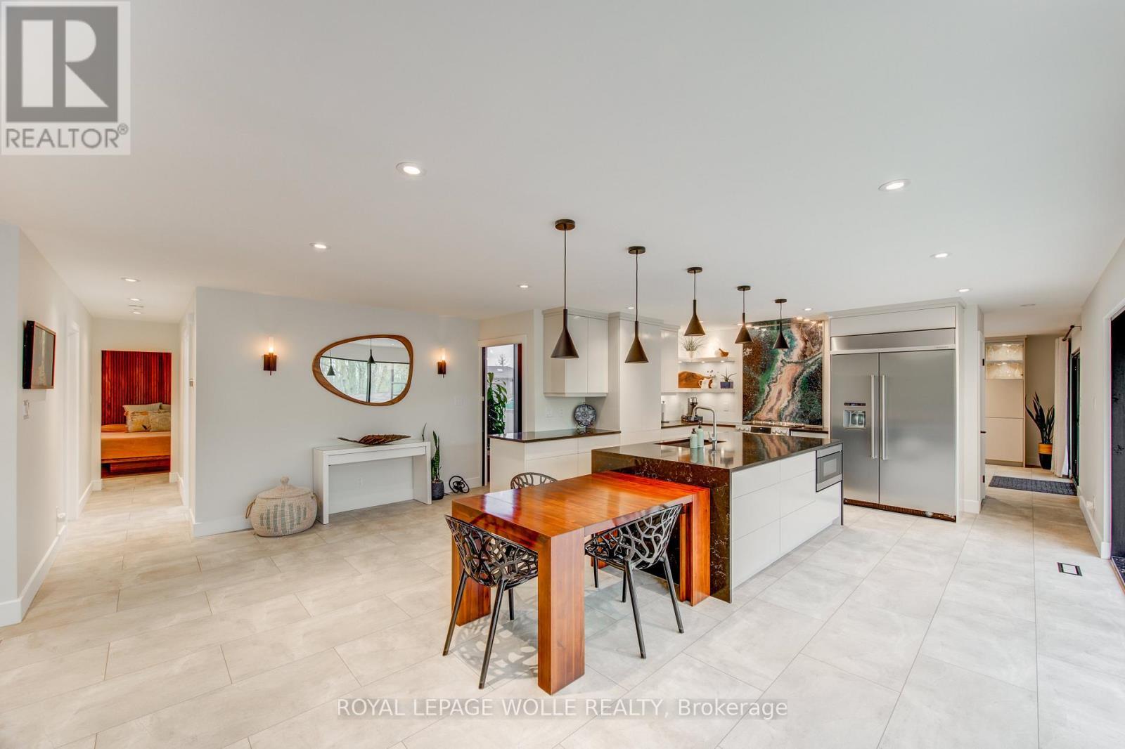 












112 MITCHELL STREET

,
North Dumfries,




Ontario
N0B1E0

