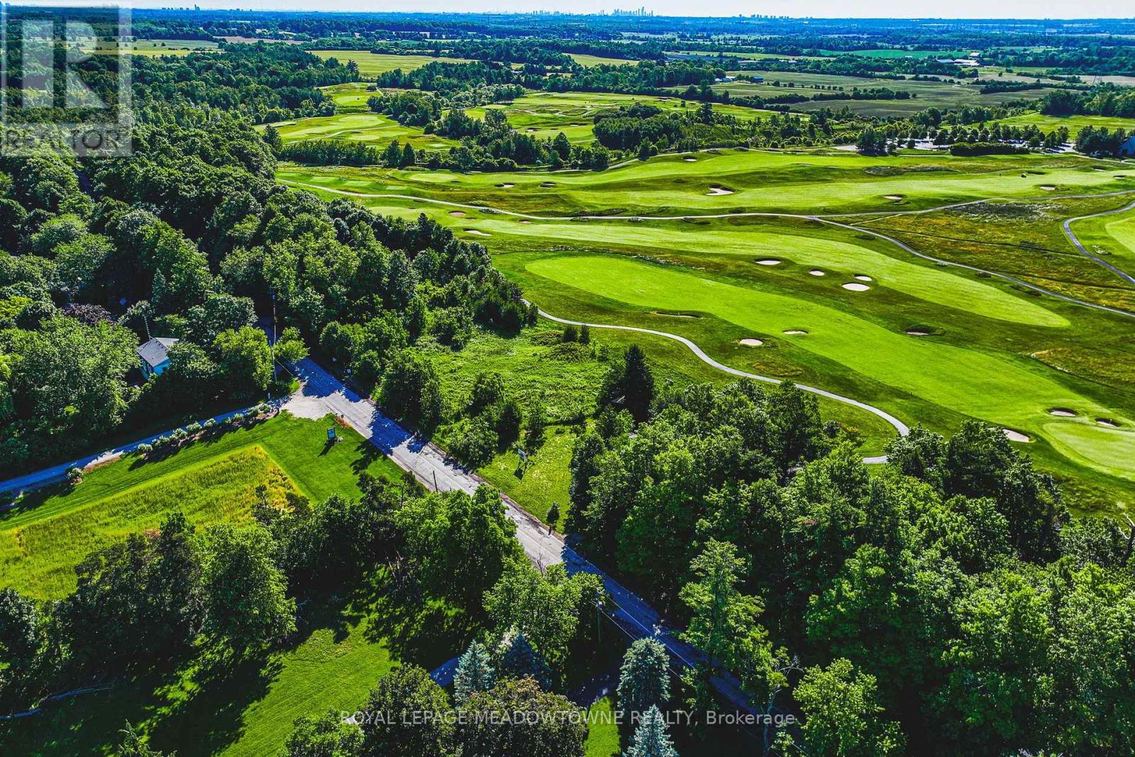 












8220 10 SIDE ROAD

,
Halton Hills,




Ontario
L9T2X7

