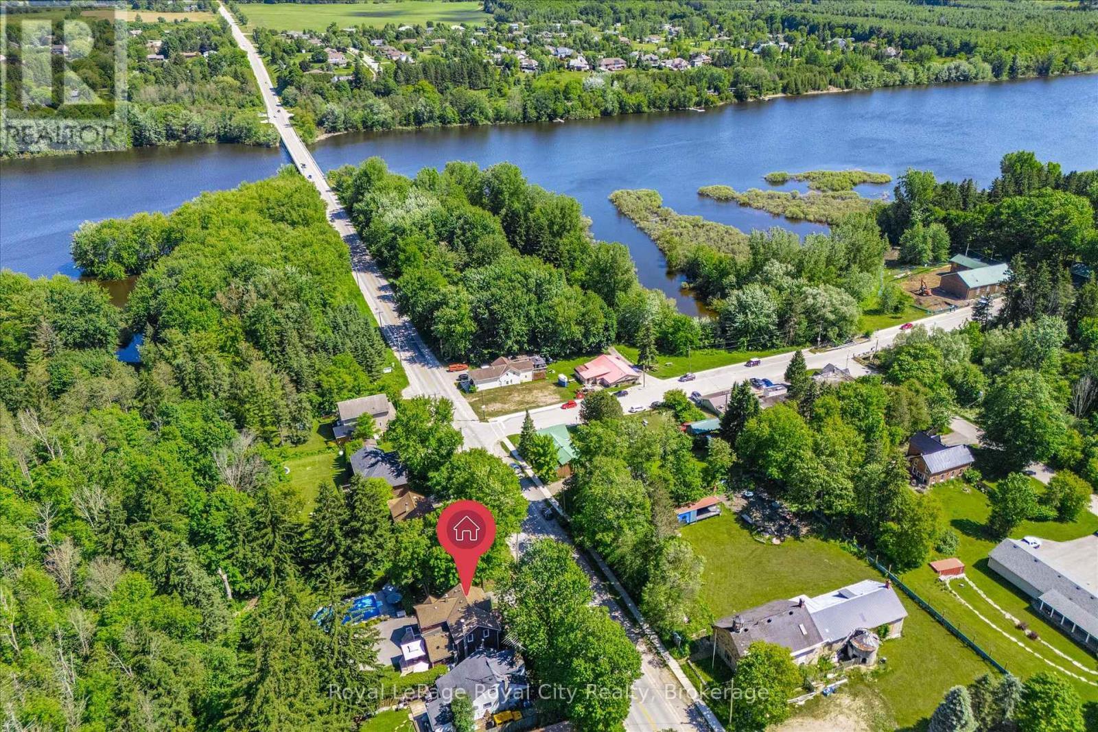












33 NORTH BROADWAY STREET

,
Centre Wellington (Belwood),




Ontario
N0B1J0

