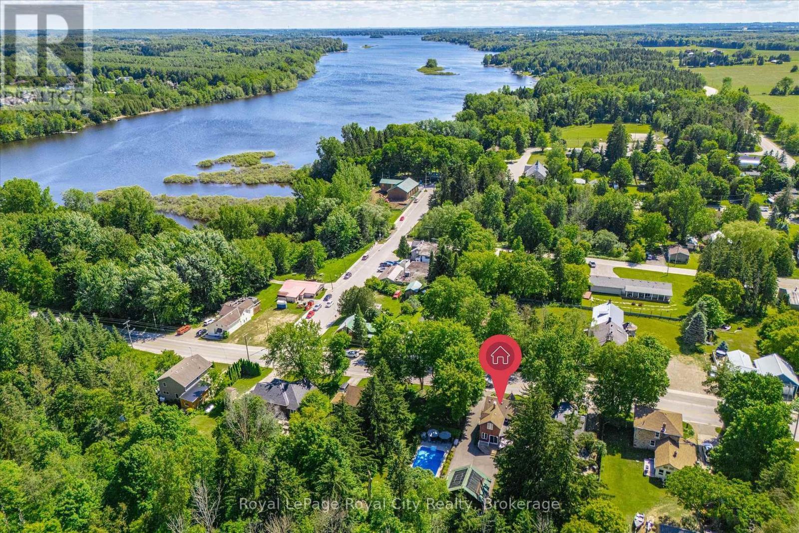 












33 NORTH BROADWAY STREET

,
Centre Wellington (Belwood),




Ontario
N0B1J0

