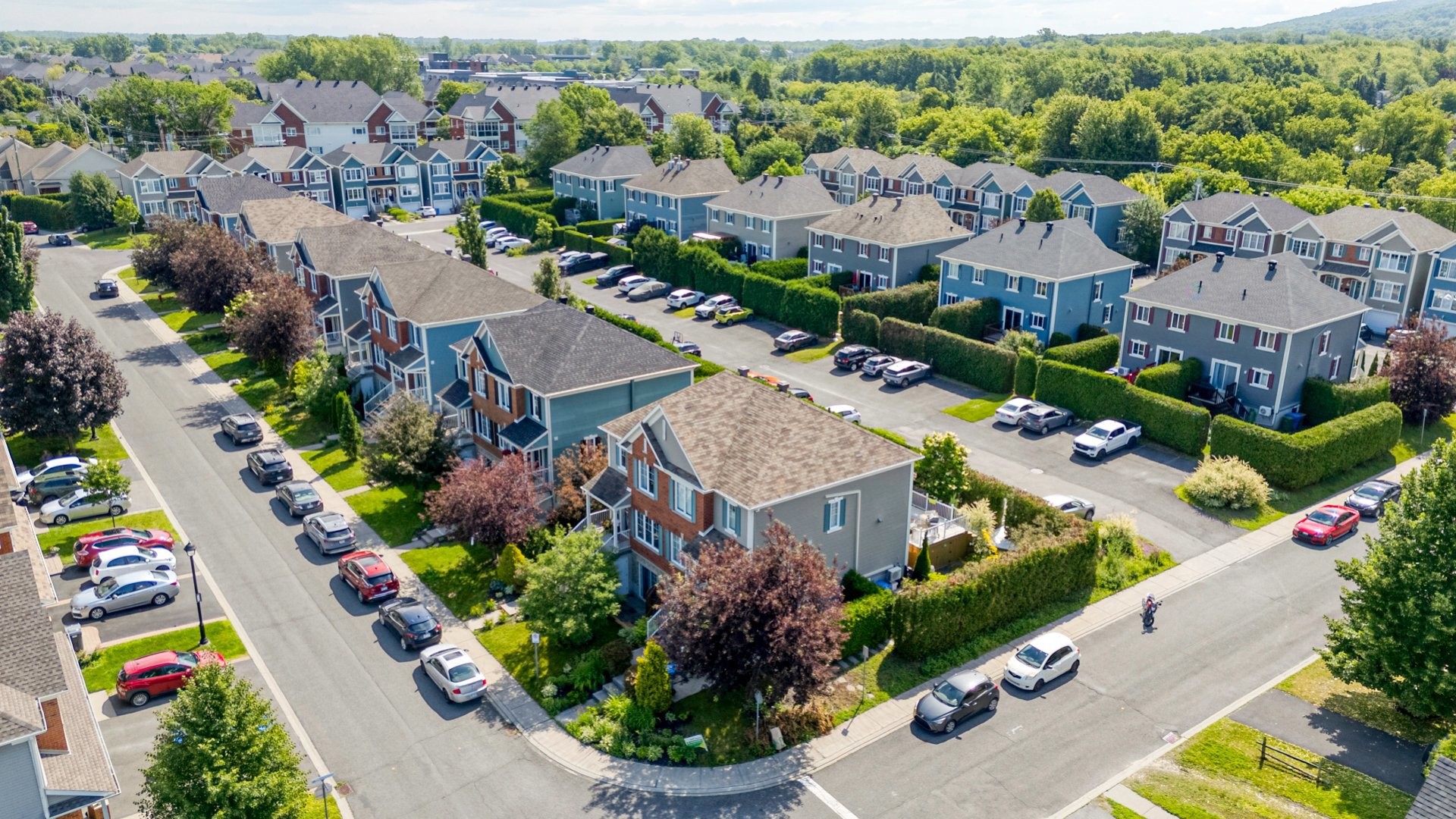 









506


Rue Magloire-Laflamme

,
Mont-Saint-Hilaire,




QC
J3H0B8

