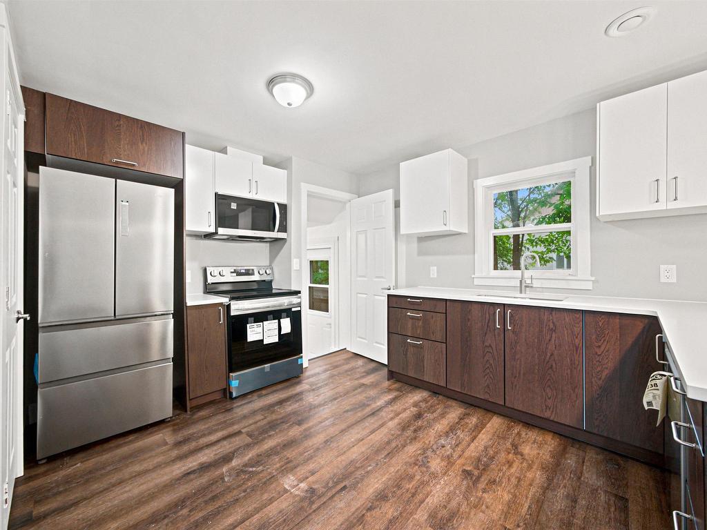 












12 Nelson Avenue

,
Halifax,




NS
B3P 1V8

