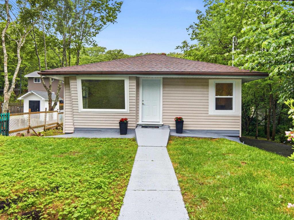 












12 Nelson Avenue

,
Halifax,




NS
B3P 1V8

