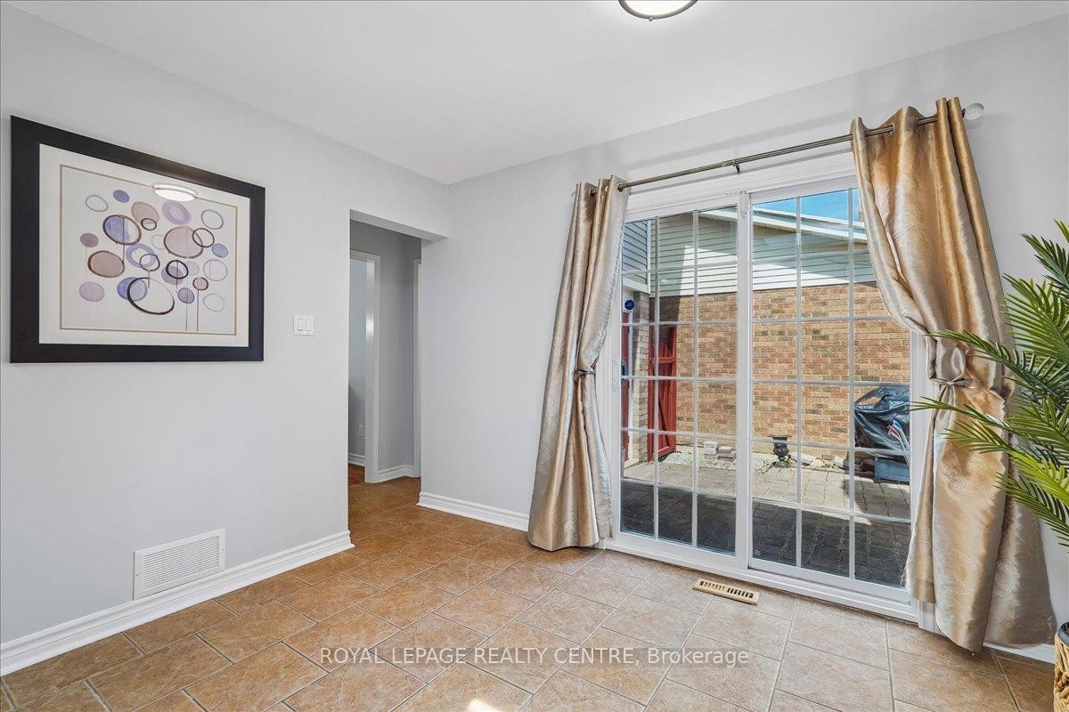 









116


Chipmunk

Crescent,
Brampton,




ON
L6R 1B4

