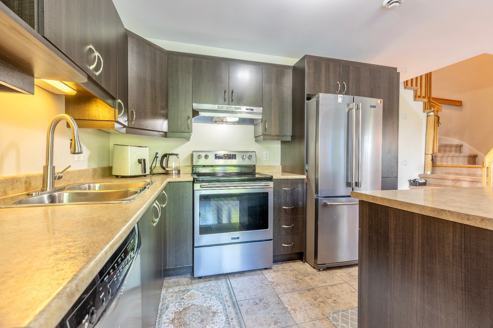 









506


Boul. Perrot

,
L'Île-Perrot,




QC
J7V3H2

