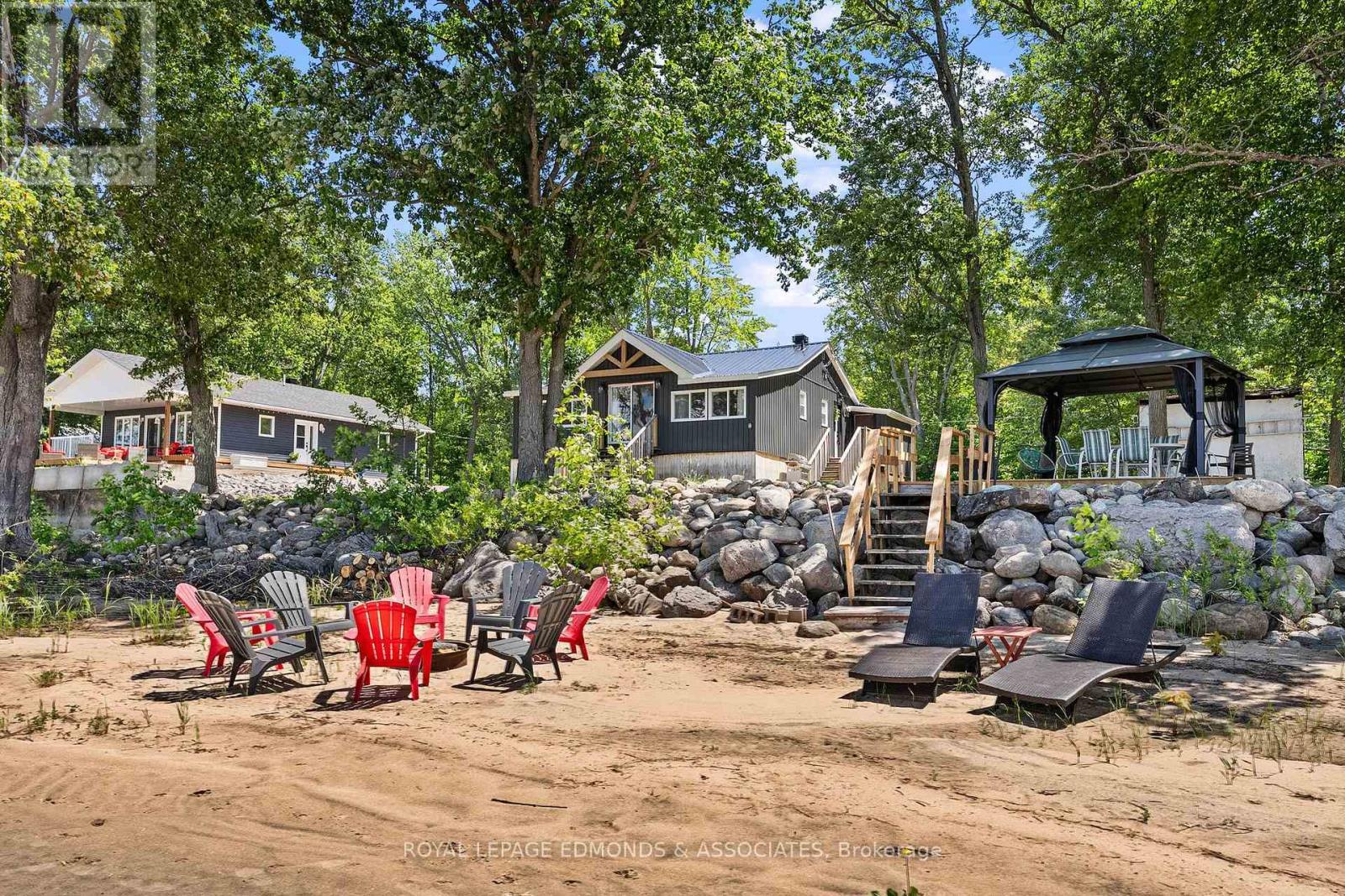 












59 GREATVIEW TRAIL

,
Whitewater Region,




Ontario
K8A6W2

