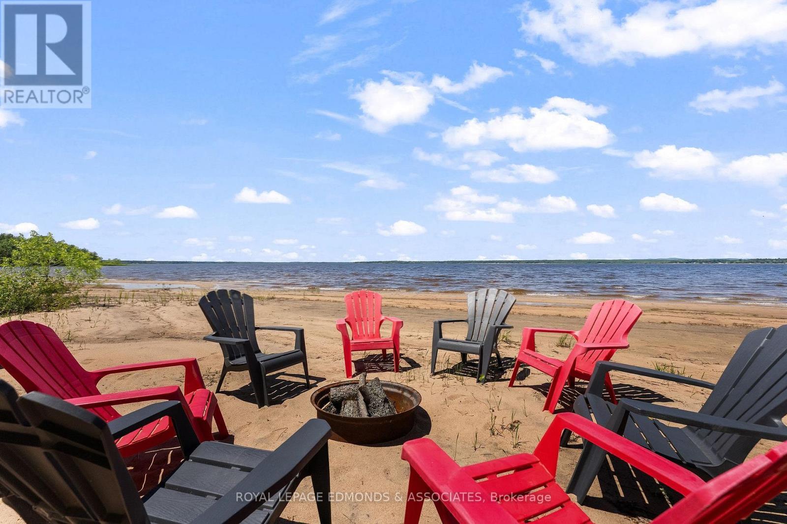 












59 GREATVIEW TRAIL

,
Whitewater Region,




Ontario
K8A6W2

