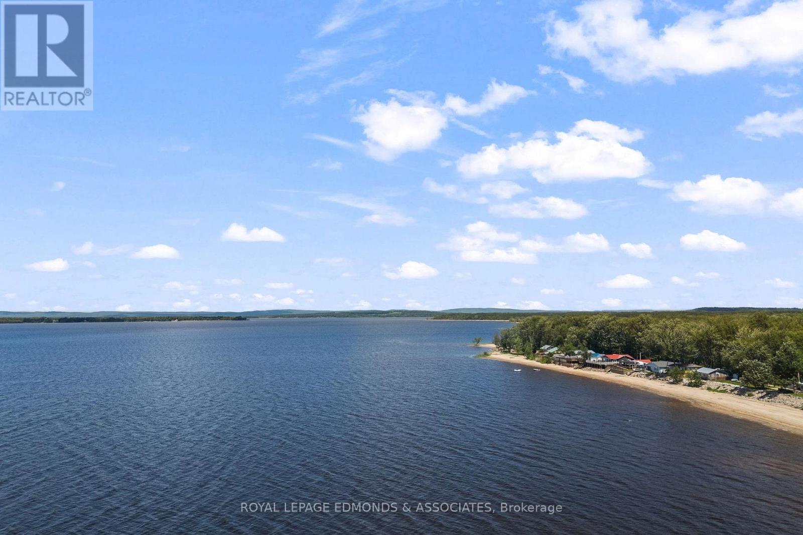 












59 GREATVIEW TRAIL

,
Whitewater Region,




Ontario
K8A6W2

