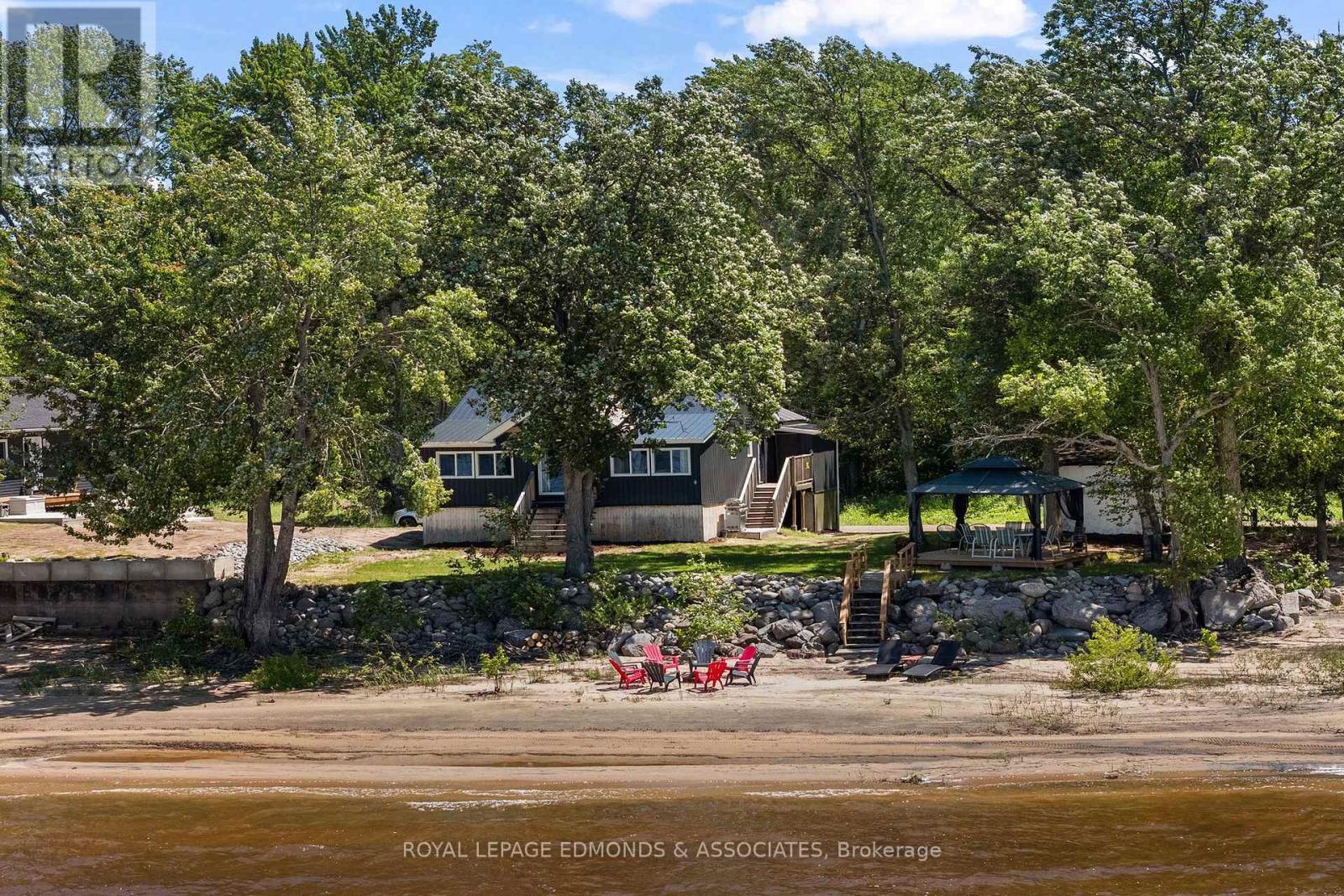 












59 GREATVIEW TRAIL

,
Whitewater Region,




Ontario
K8A6W2

