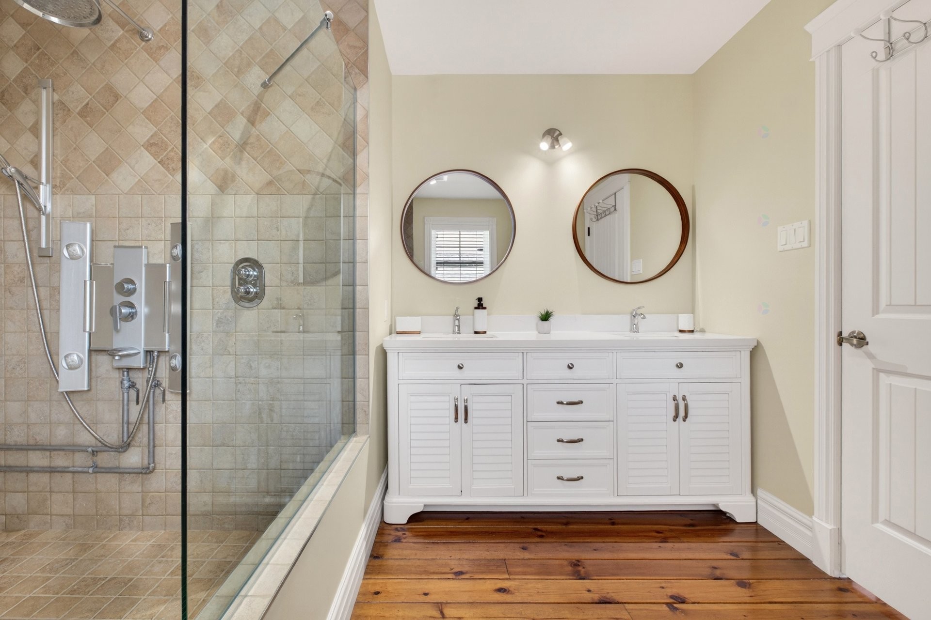 









2611


Rue Honoré-De Balzac

,
Sherbrooke (Les Nations),




QC
J1L0B2

