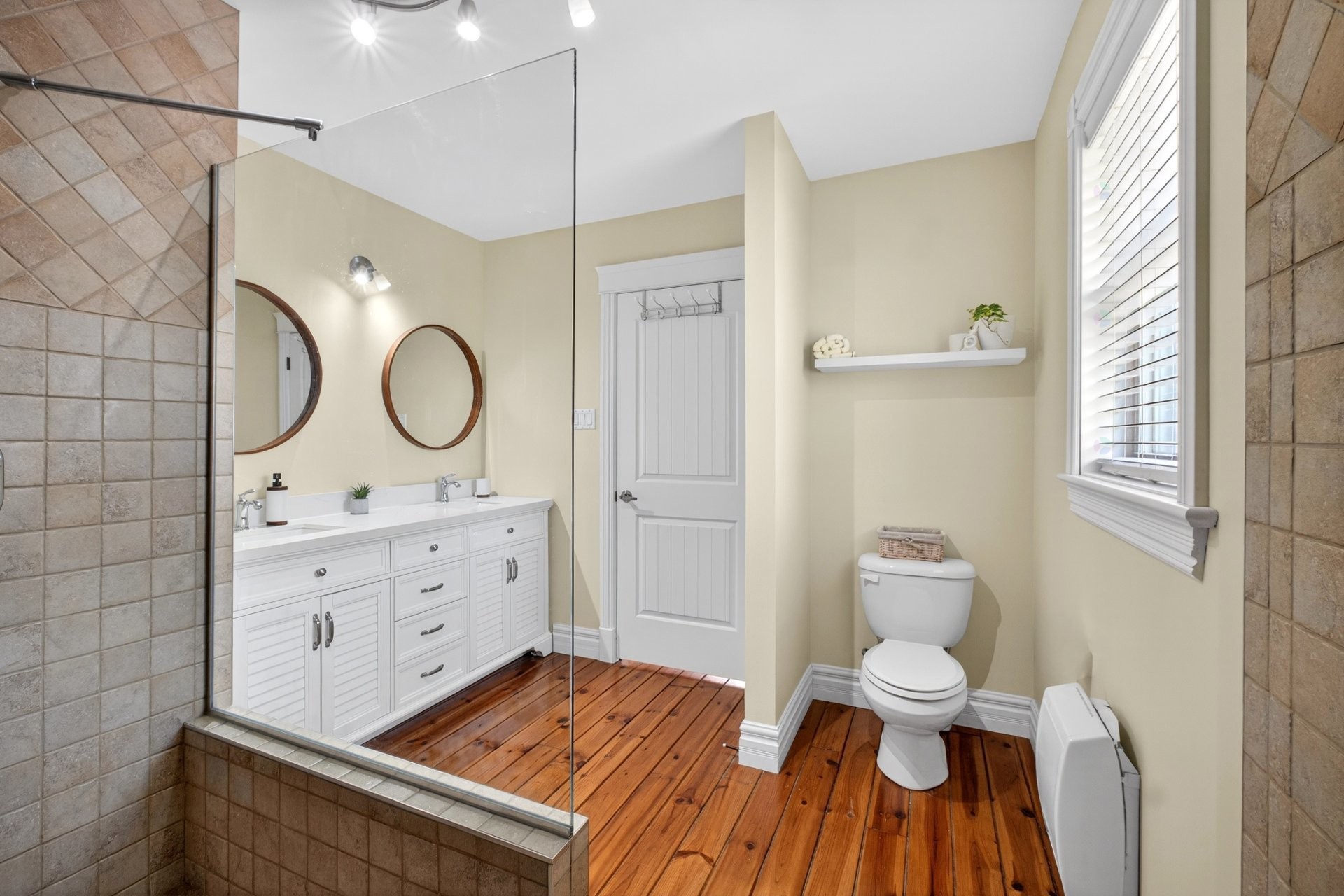 









2611


Rue Honoré-De Balzac

,
Sherbrooke (Les Nations),




QC
J1L0B2

