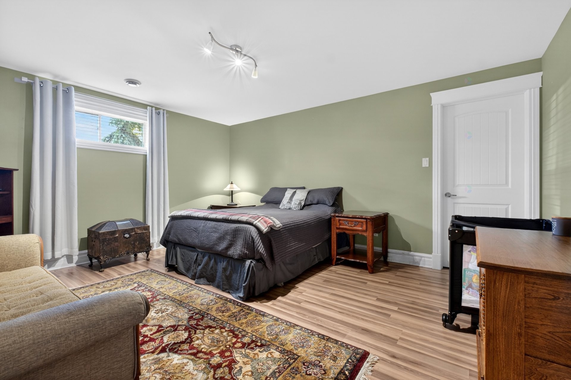 









2611


Rue Honoré-De Balzac

,
Sherbrooke (Les Nations),




QC
J1L0B2

