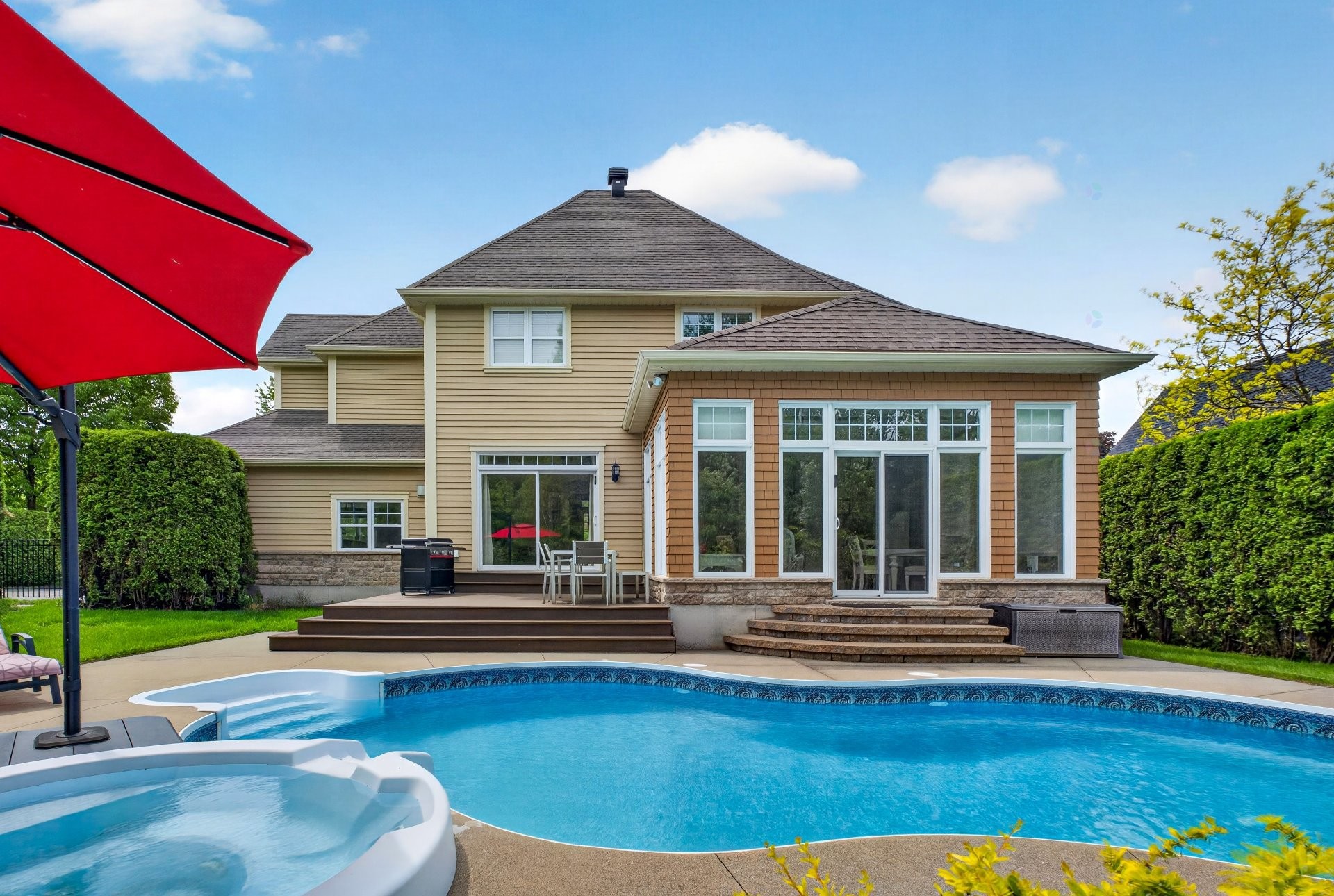 









2611


Rue Honoré-De Balzac

,
Sherbrooke (Les Nations),




QC
J1L0B2

