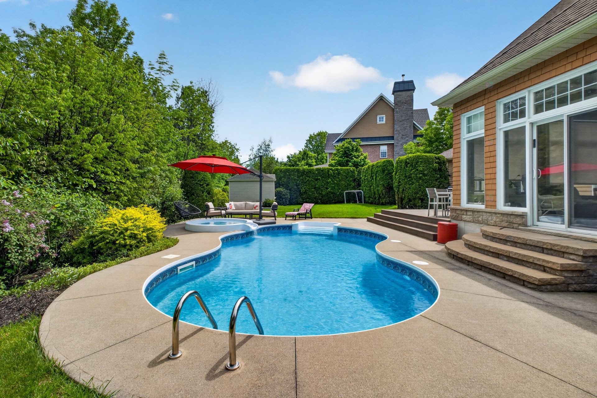 









2611


Rue Honoré-De Balzac

,
Sherbrooke (Les Nations),




QC
J1L0B2

