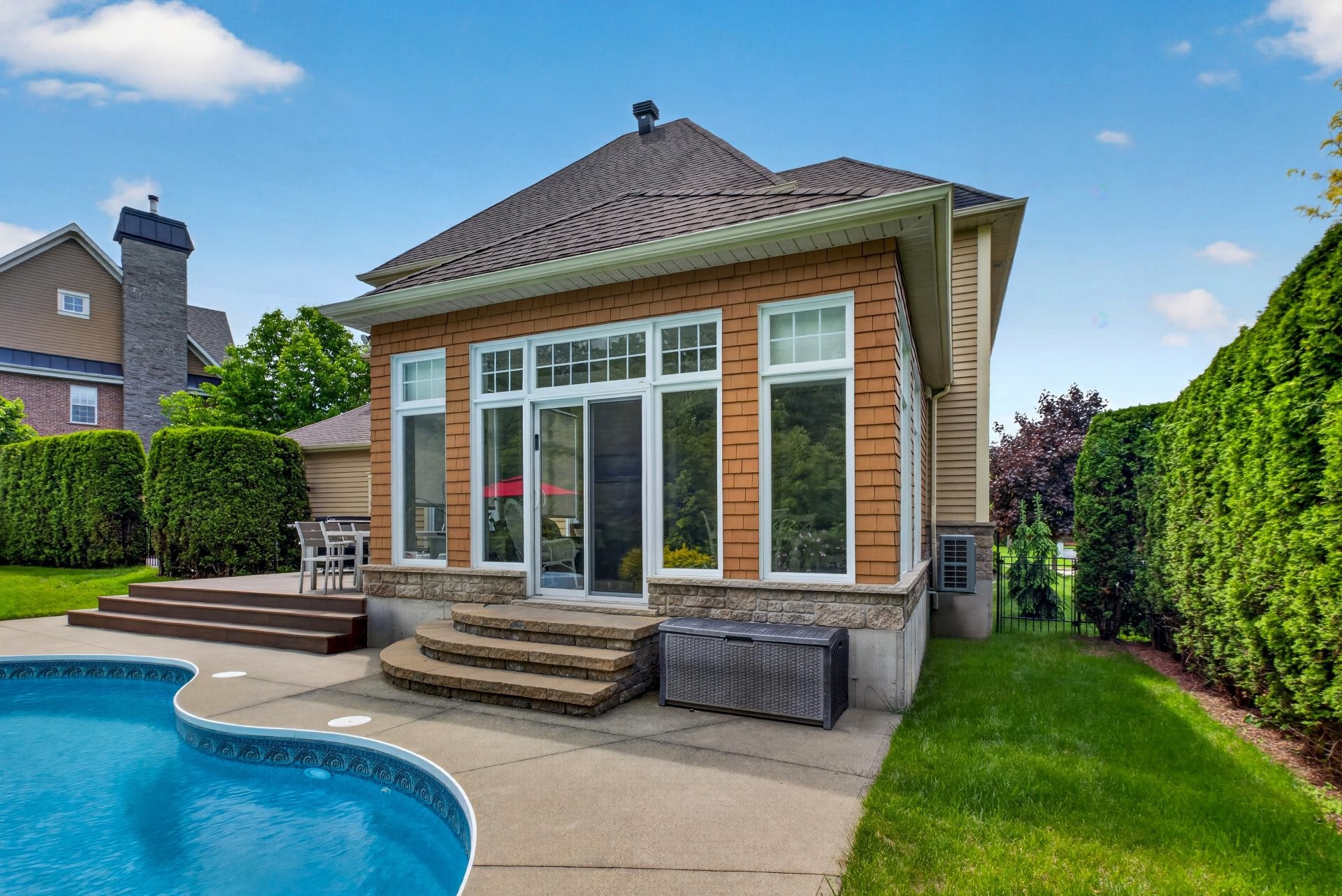 









2611


Rue Honoré-De Balzac

,
Sherbrooke (Les Nations),




QC
J1L0B2

