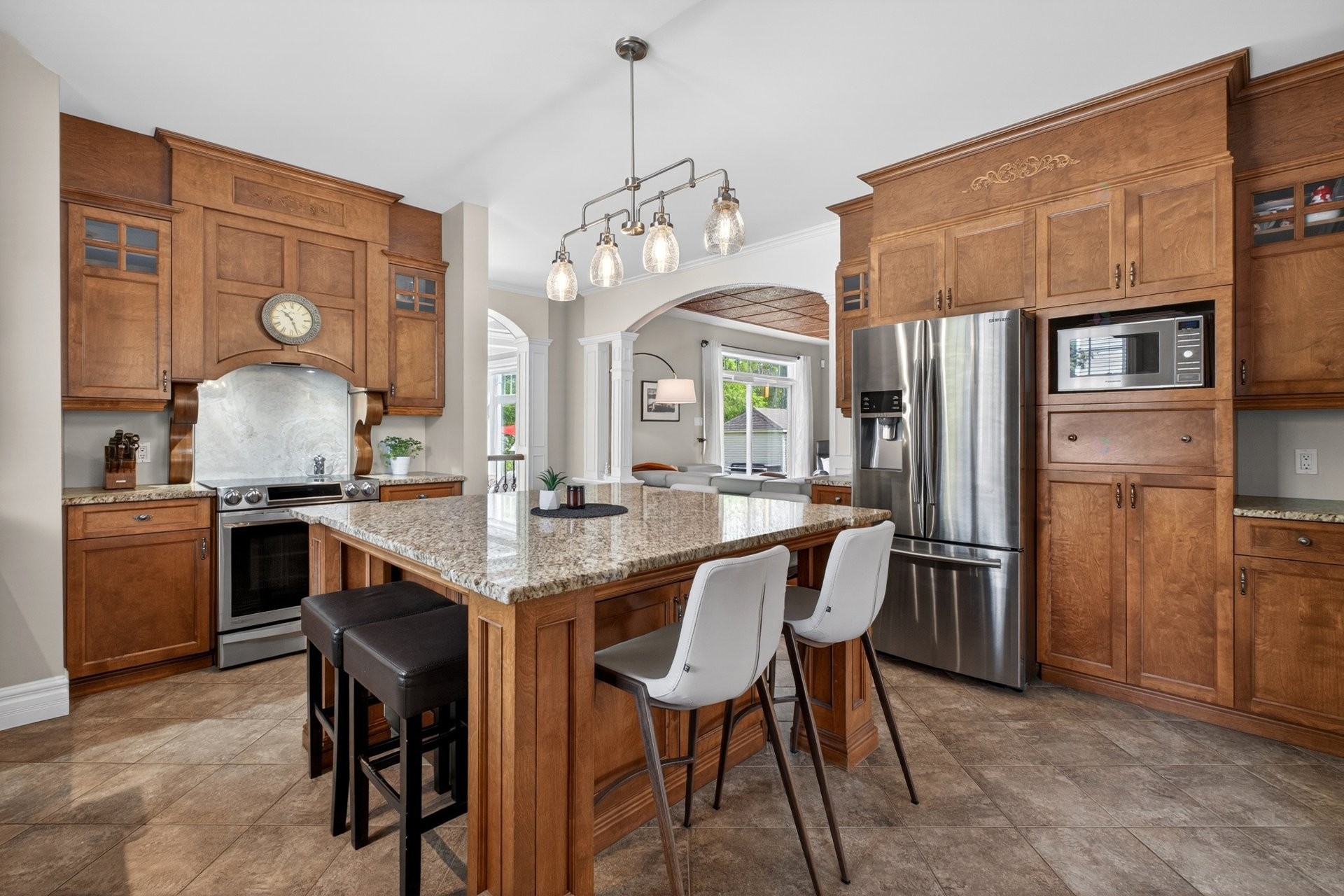 









2611


Rue Honoré-De Balzac

,
Sherbrooke (Les Nations),




QC
J1L0B2

