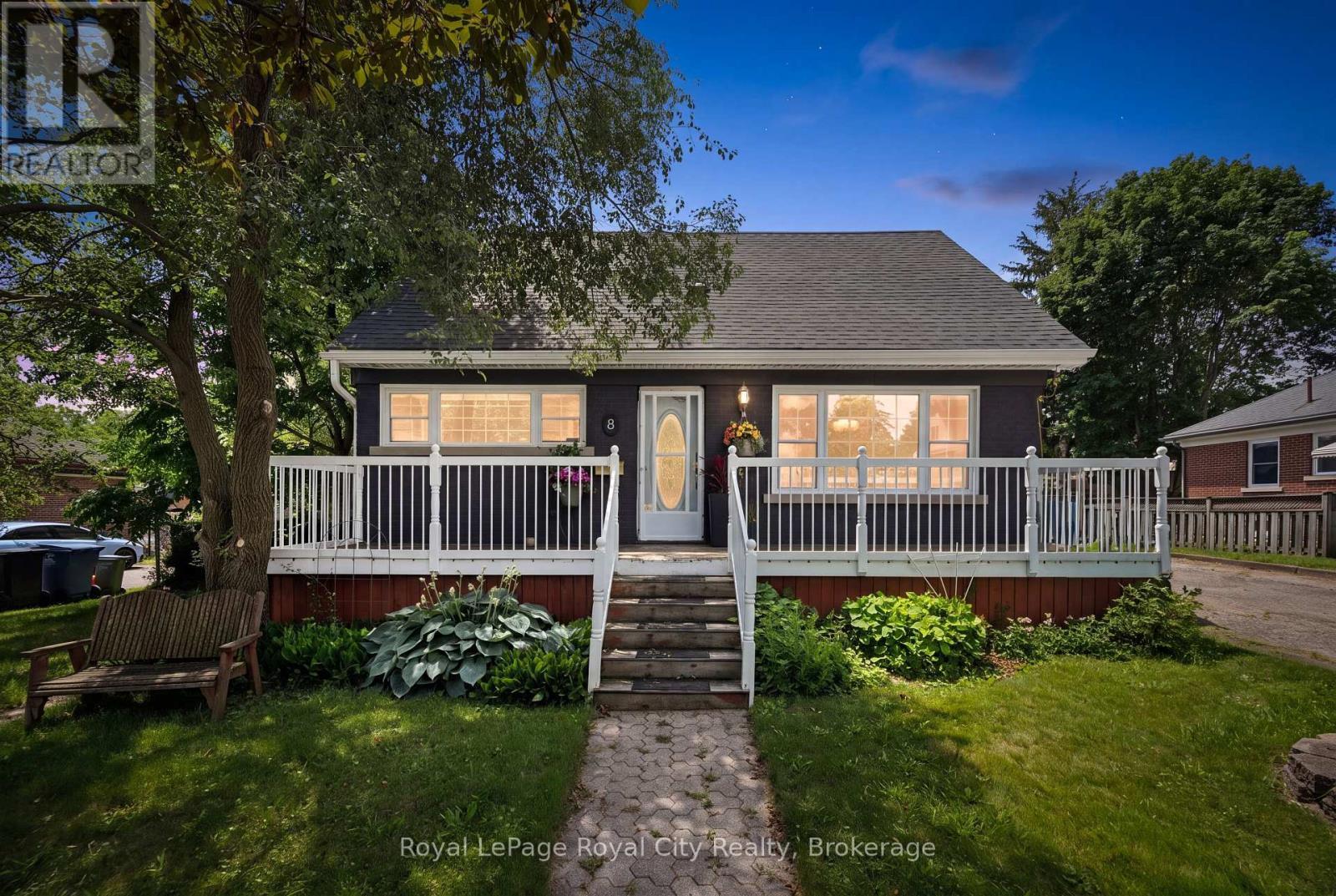 












8 ROSEWOOD AVENUE

,
Guelph (Junction/Onward Willow),




Ontario
N1H5Z9

