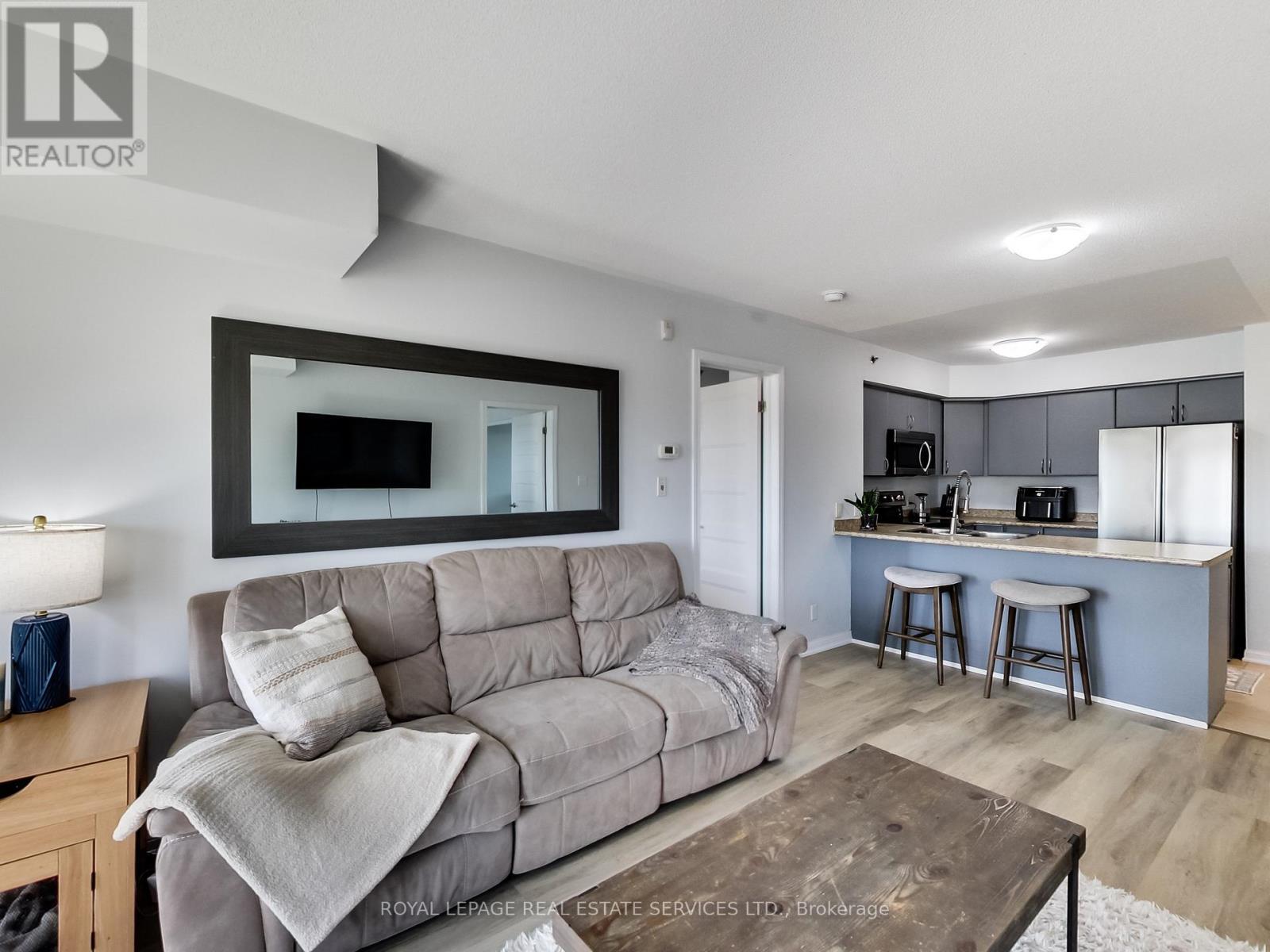 












221 - 3060 ROTARY WAY

,
Burlington,




Ontario
L7M0G9

