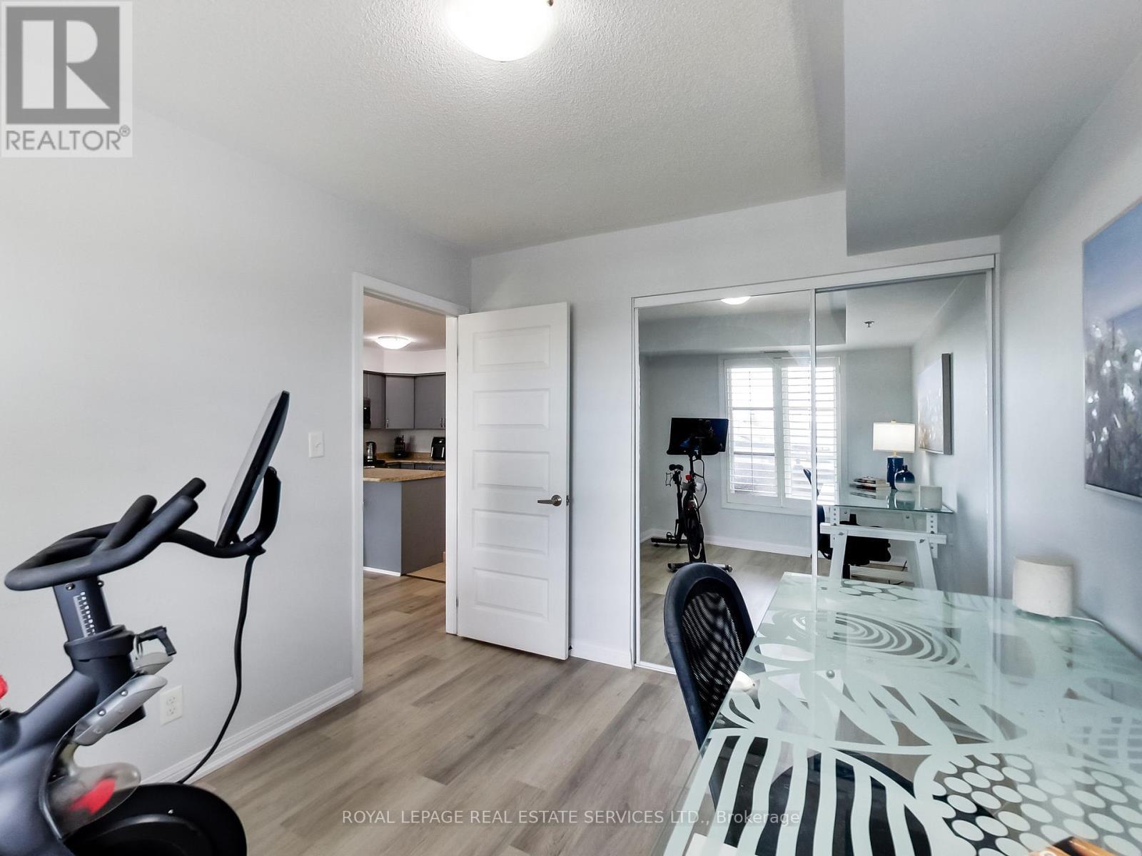












221 - 3060 ROTARY WAY

,
Burlington,




Ontario
L7M0G9

