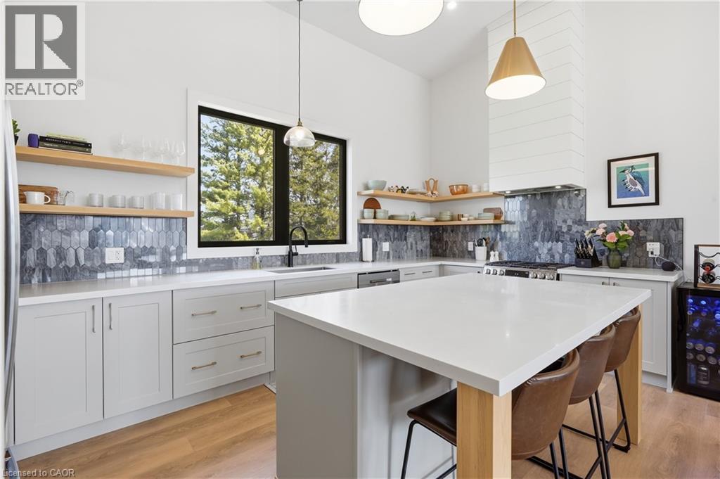 












4642 ANDERSON Avenue

,
Ramara,




Ontario
L3V6H7

