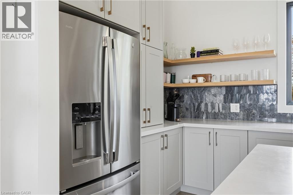 












4642 ANDERSON Avenue

,
Ramara,




Ontario
L3V6H7

