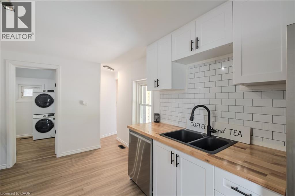 












241 TALBOT Street S

,
Simcoe,




Ontario
N3Y3A1

