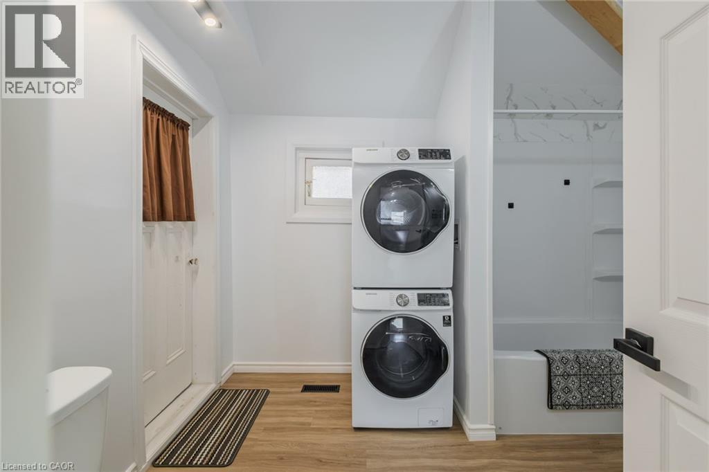 












241 TALBOT Street S

,
Simcoe,




Ontario
N3Y3A1

