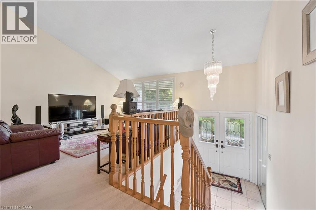 












176 SANDFORD FLEMING Drive

,
Waterloo,




Ontario
N2T1G2

