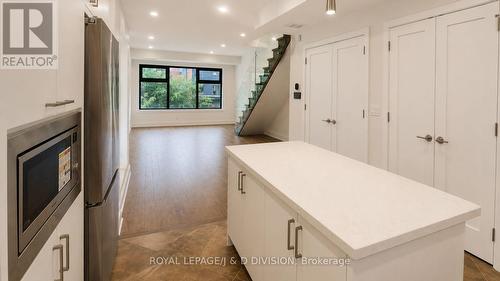Kitchen towards front of unit