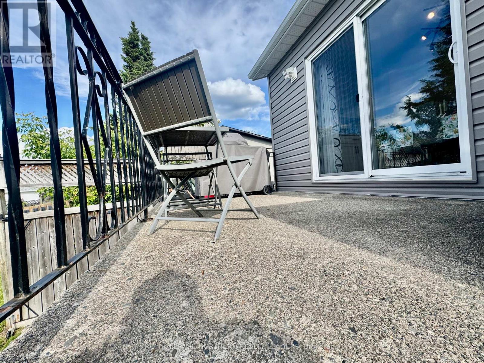 












1106 GREENINGDON DRIVE

,
Timmins (MTJ - Main Area),




Ontario
P4R1B2

