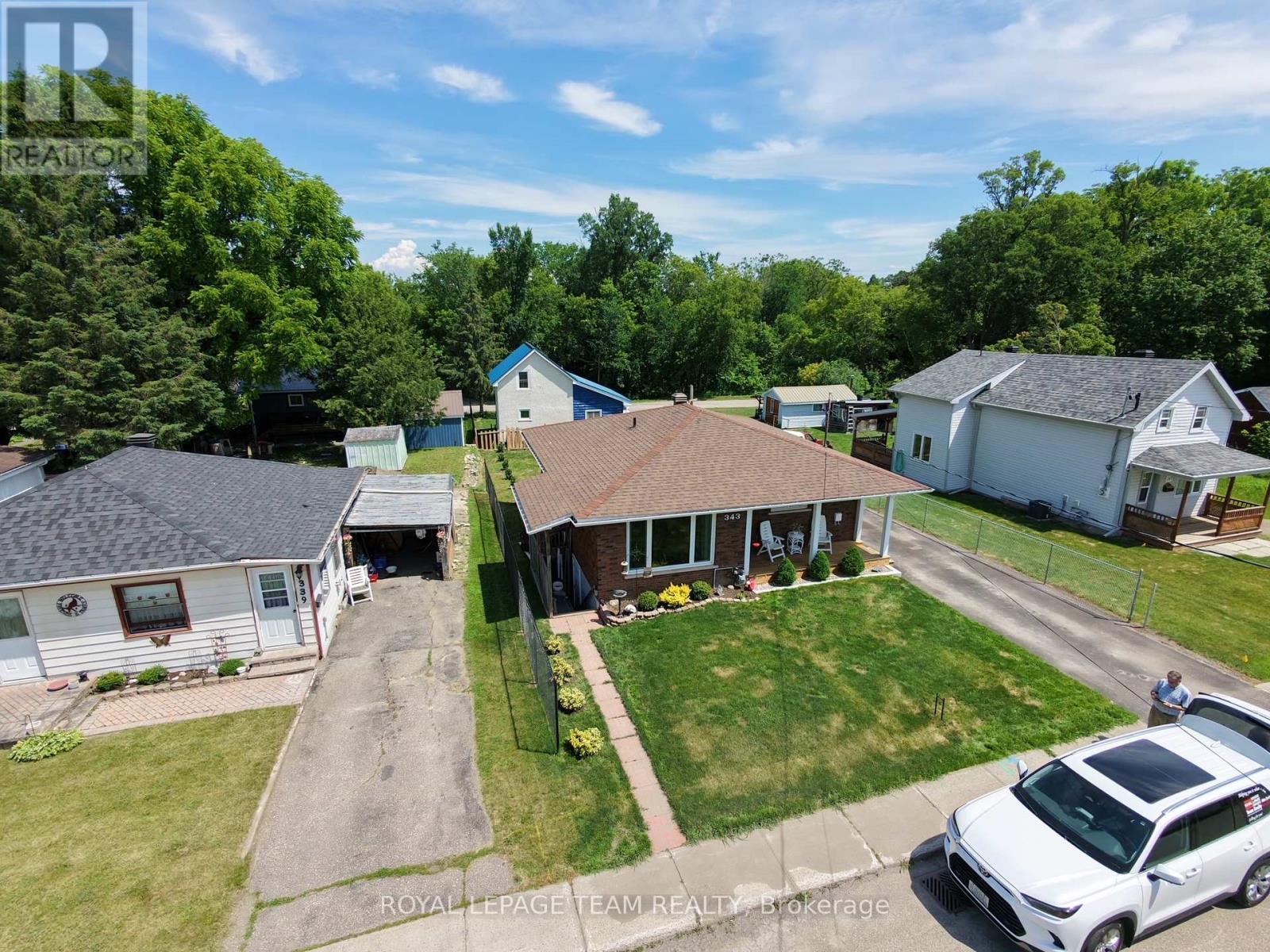












343 HARRY STREET

,
Renfrew,




Ontario
K7V3E5


