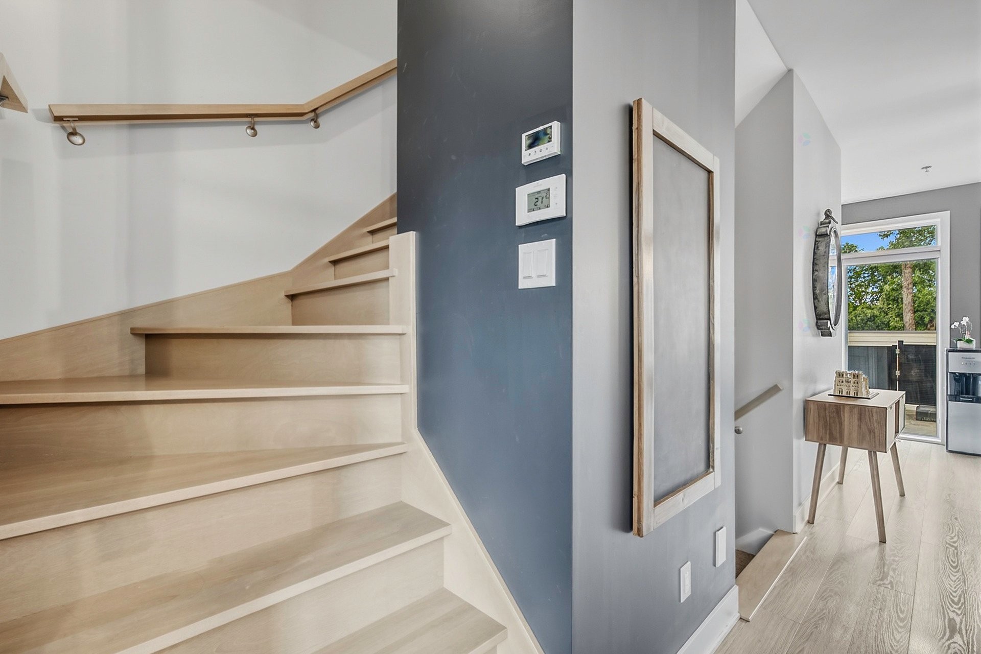 









1361


Rue des Tilleuls

,
Saint-Bruno-de-Montarville,




QC
J3V0C5

