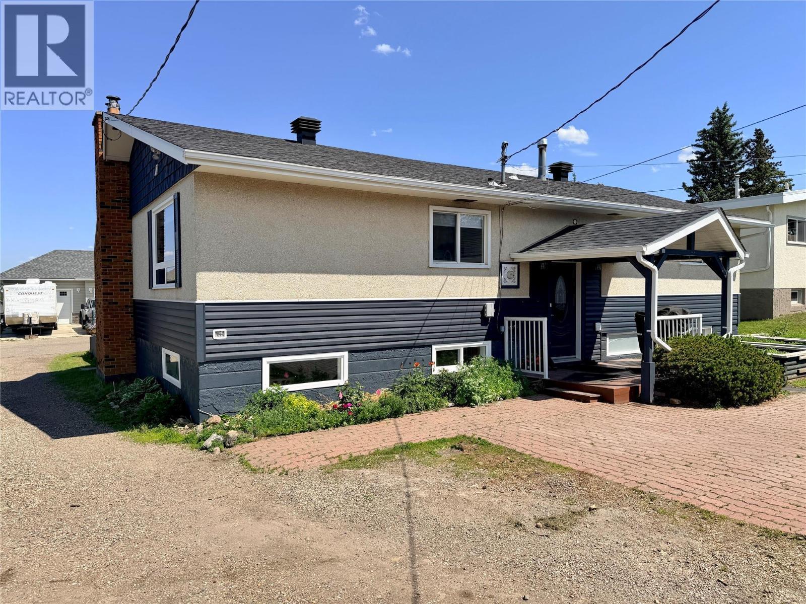 












1813 110 Avenue

,
Dawson Creek,




British Columbia
V1G0A3

