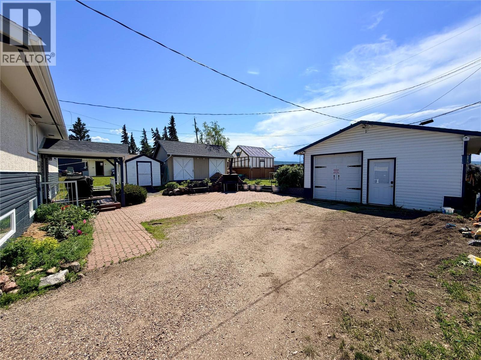 












1813 110 Avenue

,
Dawson Creek,




British Columbia
V1G0A3

