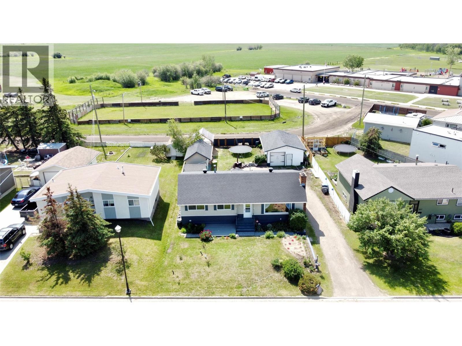 












1813 110 Avenue

,
Dawson Creek,




British Columbia
V1G0A3

